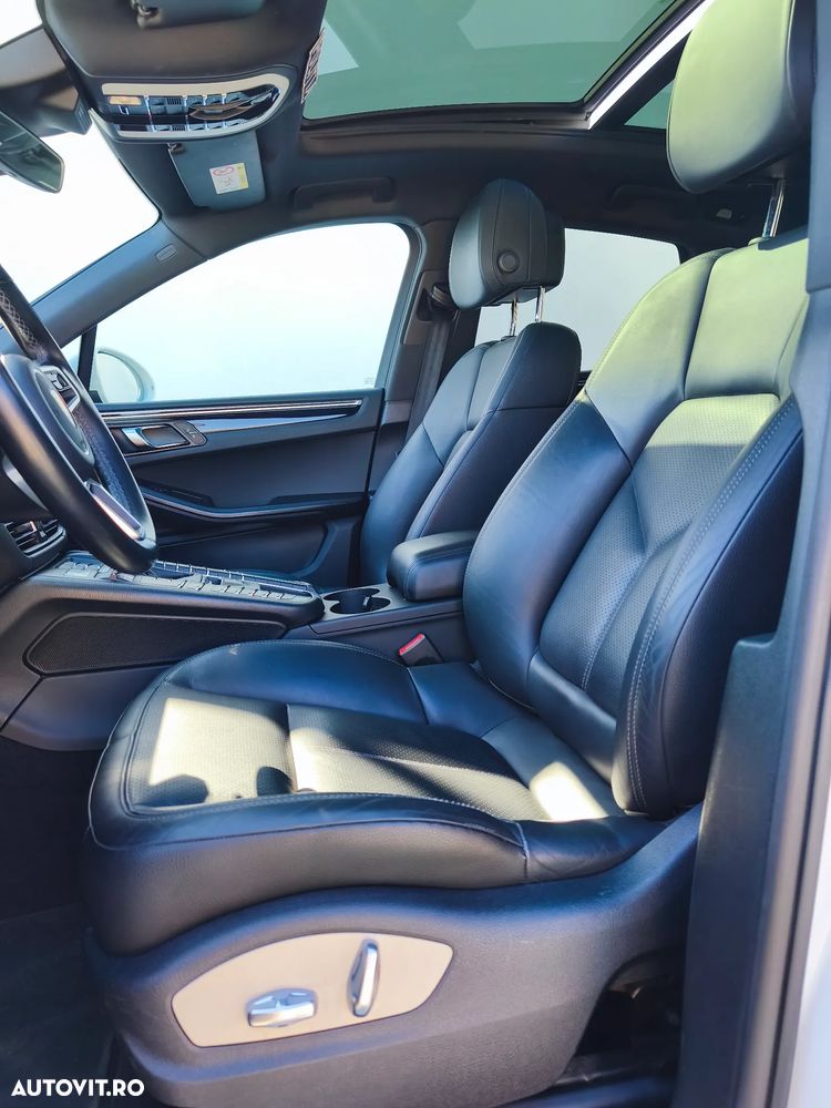 Porsche Macan S - 4