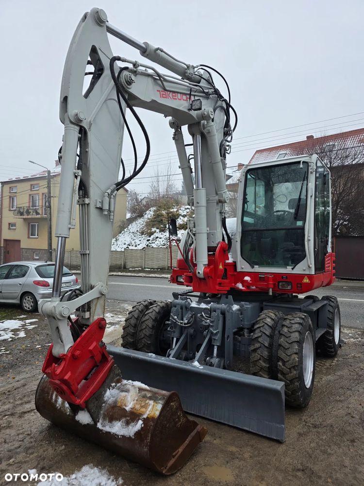 Takeuchi TB 295W Powertilt - 2