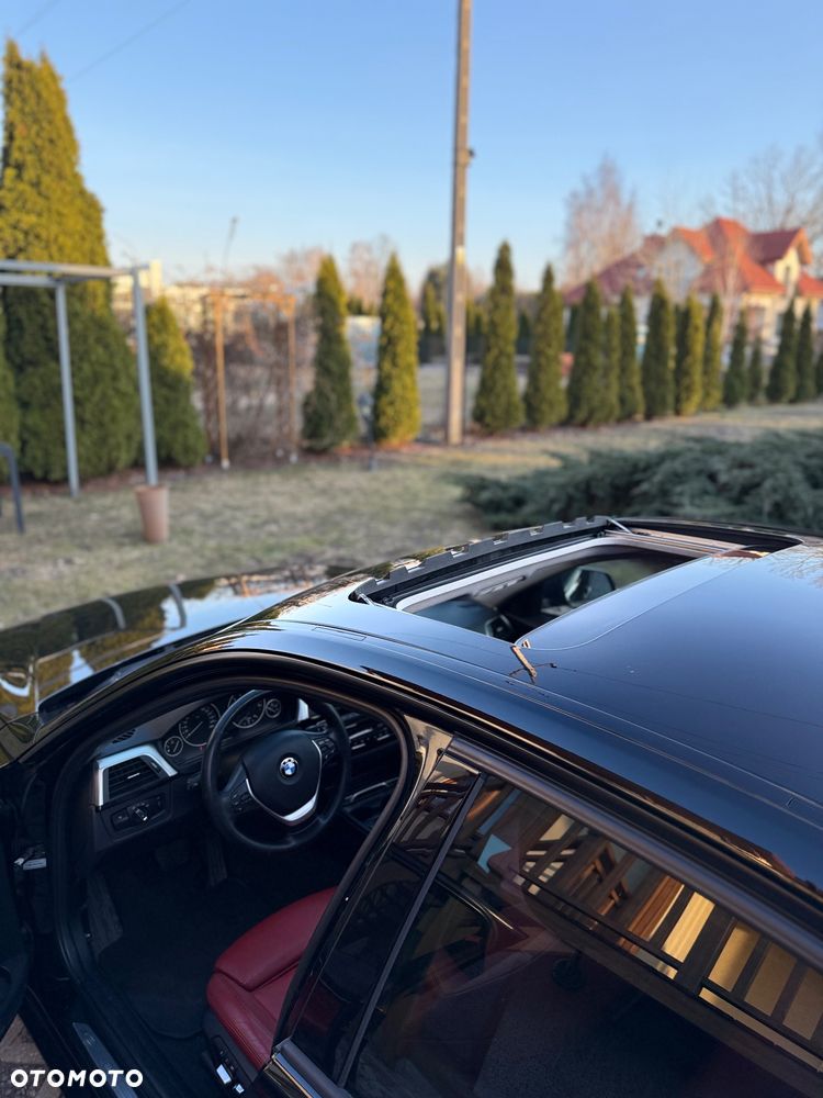 BMW Seria 3 320i Sport Line - 11