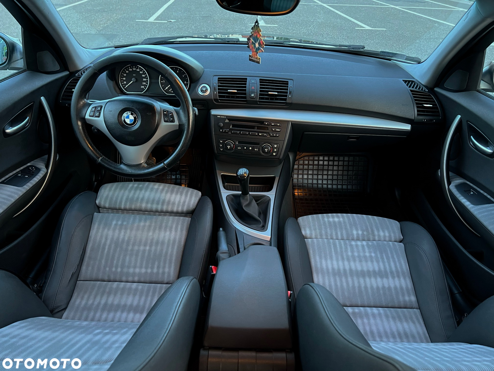 BMW Seria 1 116i - 11