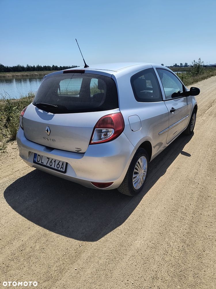 Renault Clio - 3