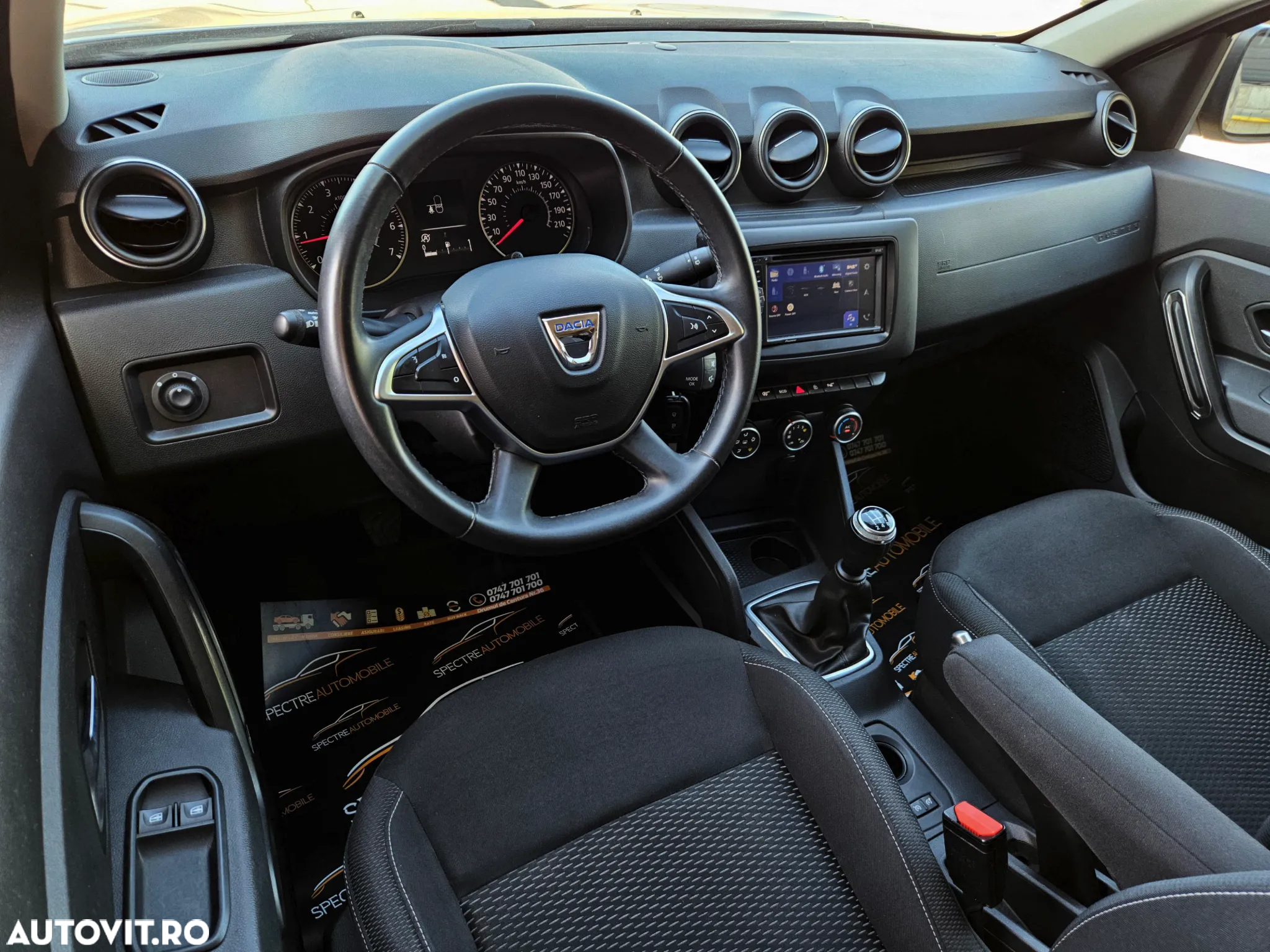 Dacia Duster 1.6 4x2 Laureate - 9