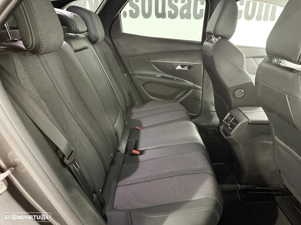 Peugeot 3008 PureTech 130 Stop & Start GPF EAT8 Allure - 21