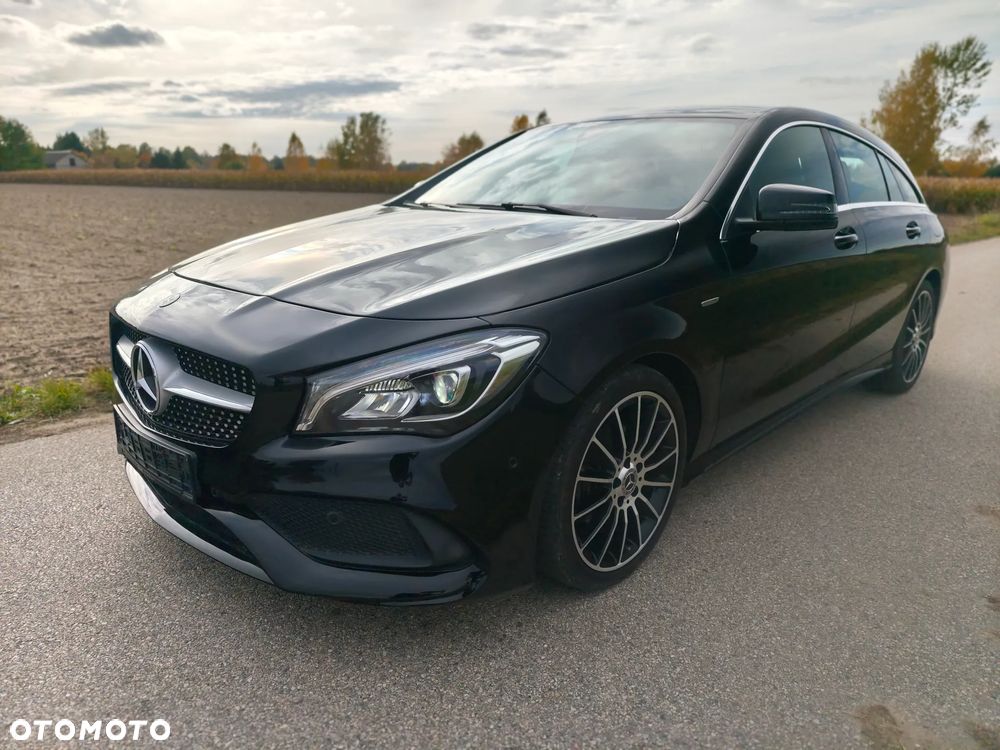 Mercedes-Benz CLA 200 AMG Line - 12