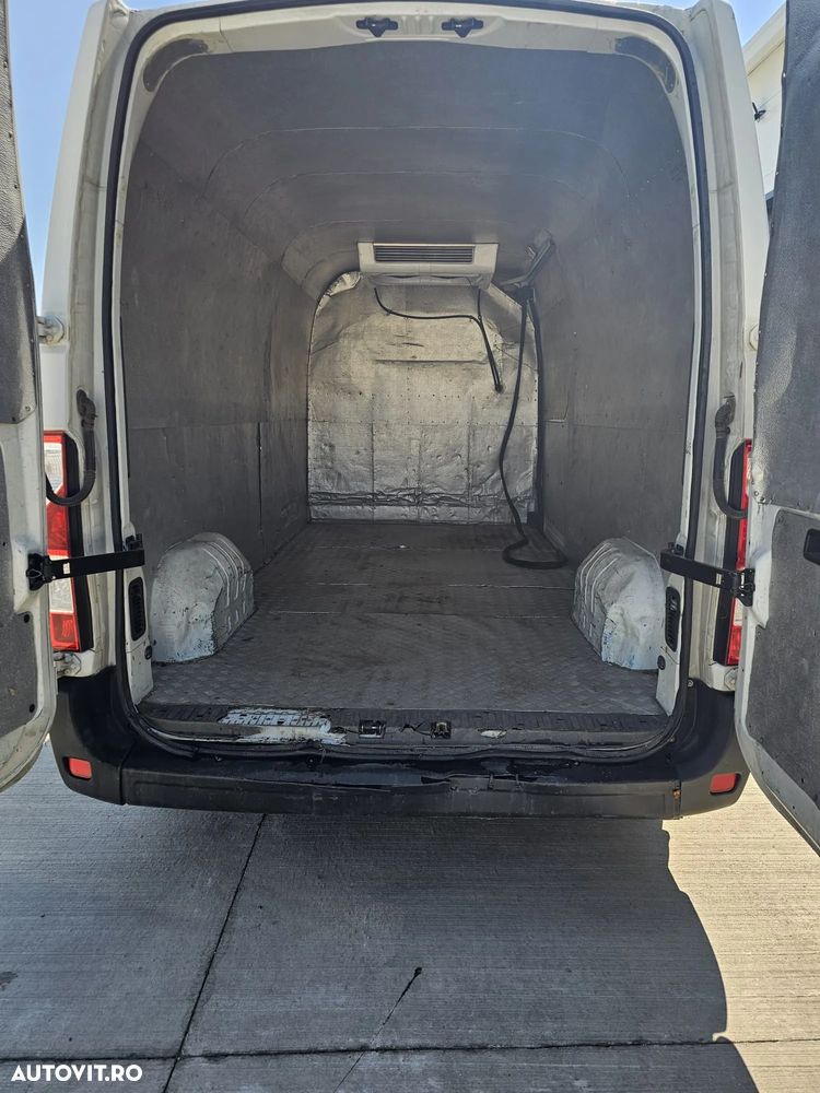 Renault Master - 11