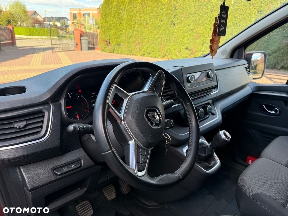 Renault Trafic 2.0 dCi - 16