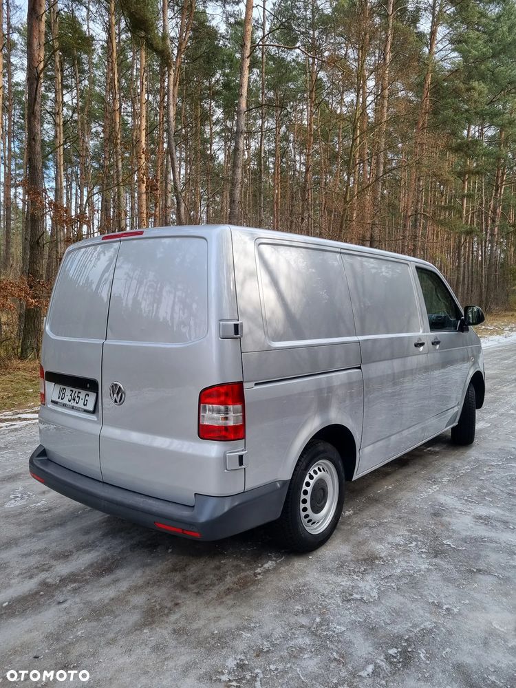 Volkswagen Transporter - 40