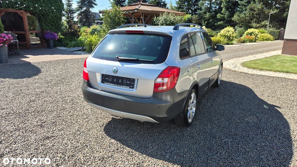 Skoda Fabia 1.2 TSI Scout - 7