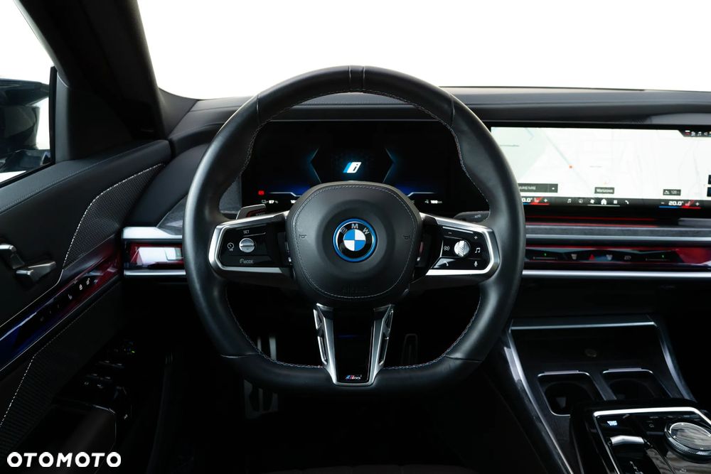 BMW i7 - 26