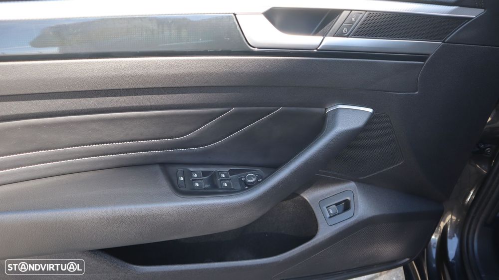 VW Arteon 2.0 TDI R-Line DSG - 11
