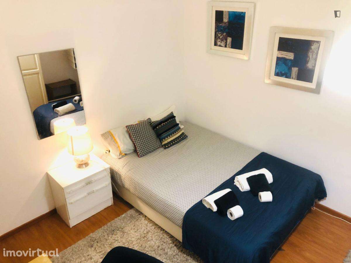 Quarto - localizado em Saldanha Lisbon - Grande imagem: 3/15