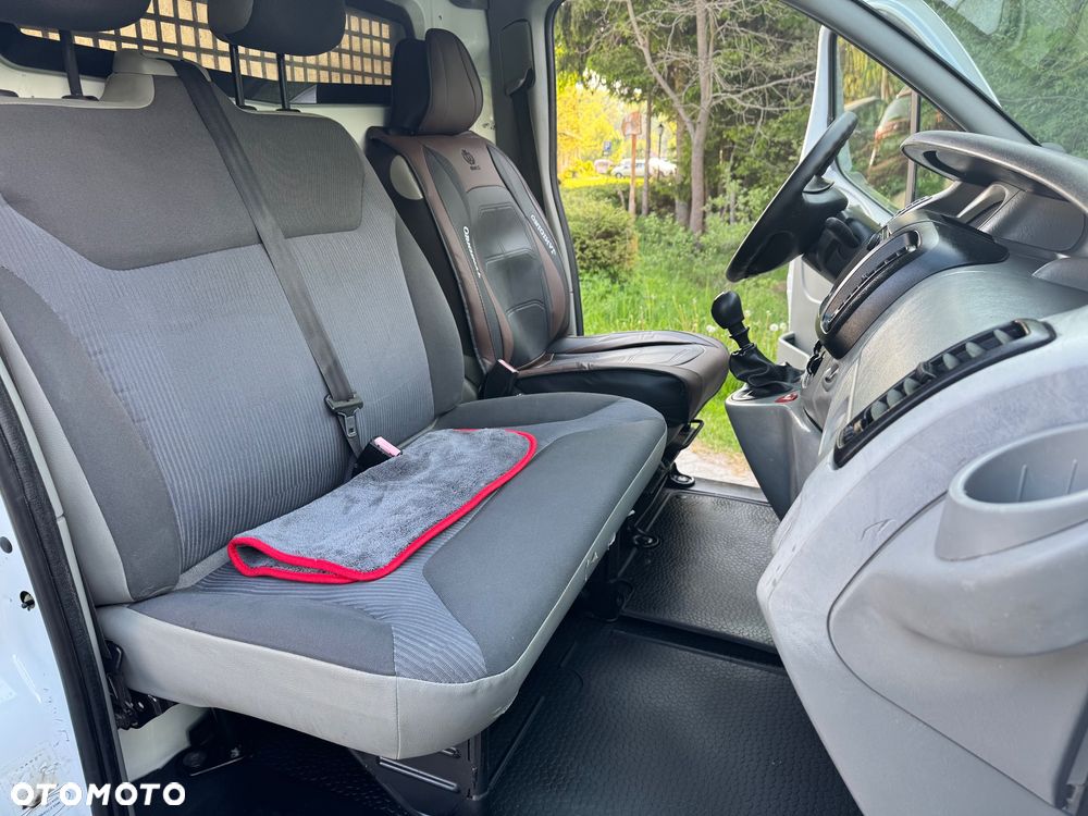 Opel Vivaro - 21