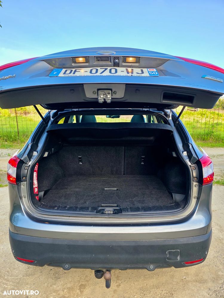 Nissan Qashqai 1.5 DCI TEKNA - 23