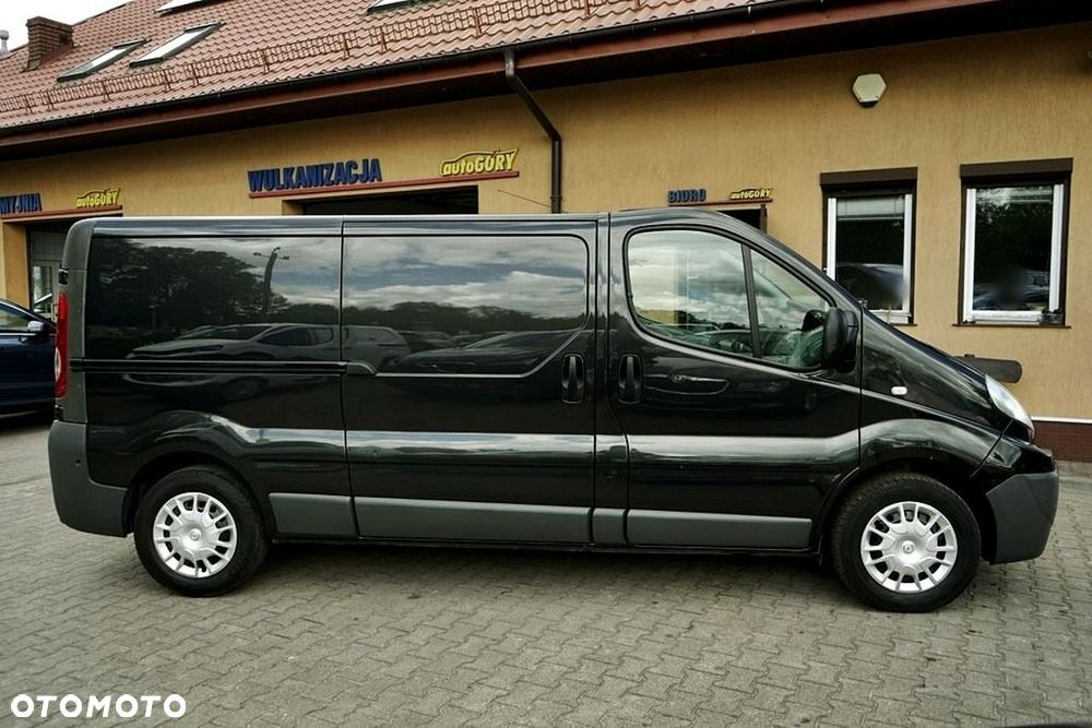 Renault Trafic - 12