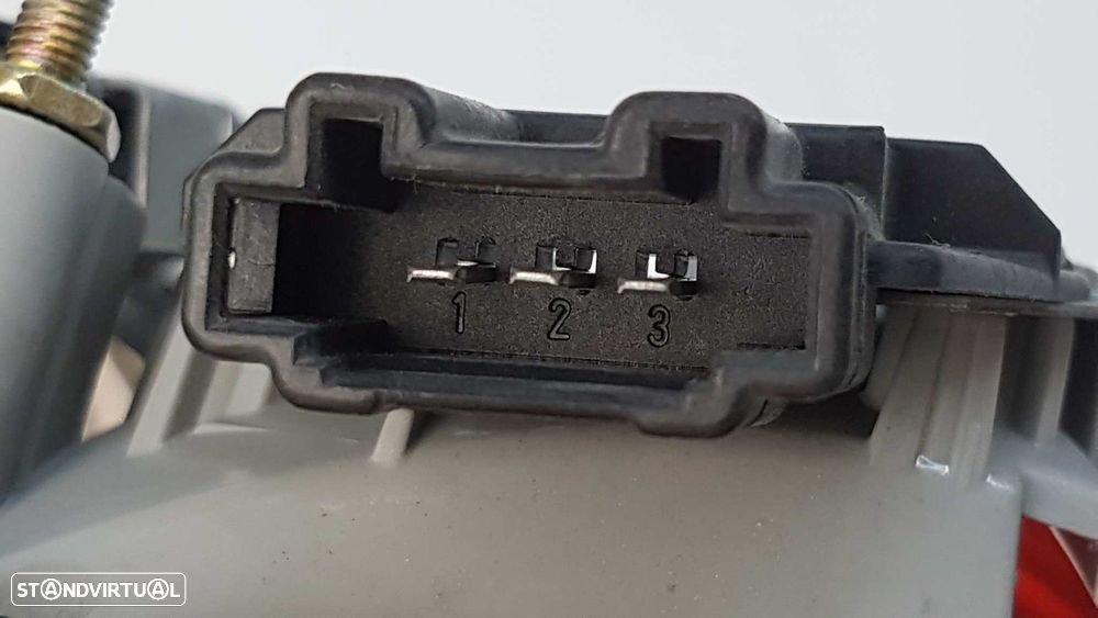 FAROLIM TRASEIRO DIREITO MERCEDES CLASE E (W210) BERLINA DIESEL 300 TURBODIESEL... - 5