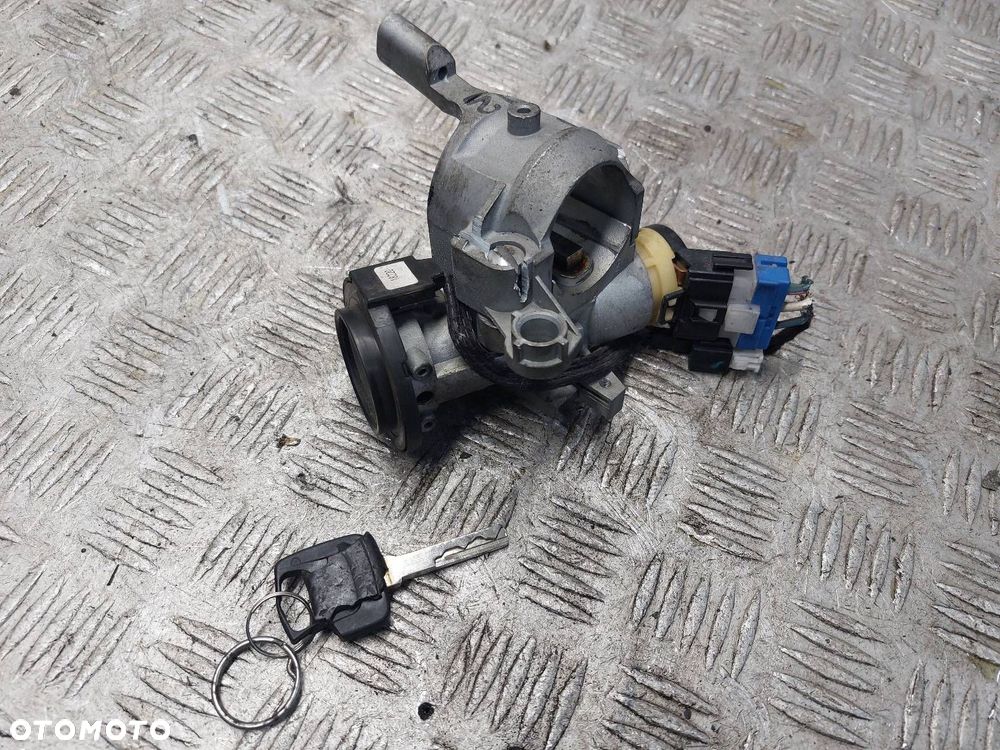 ZESTAW STARTOWY VOLVO V40 I 1.9 D 8200126492 - 8