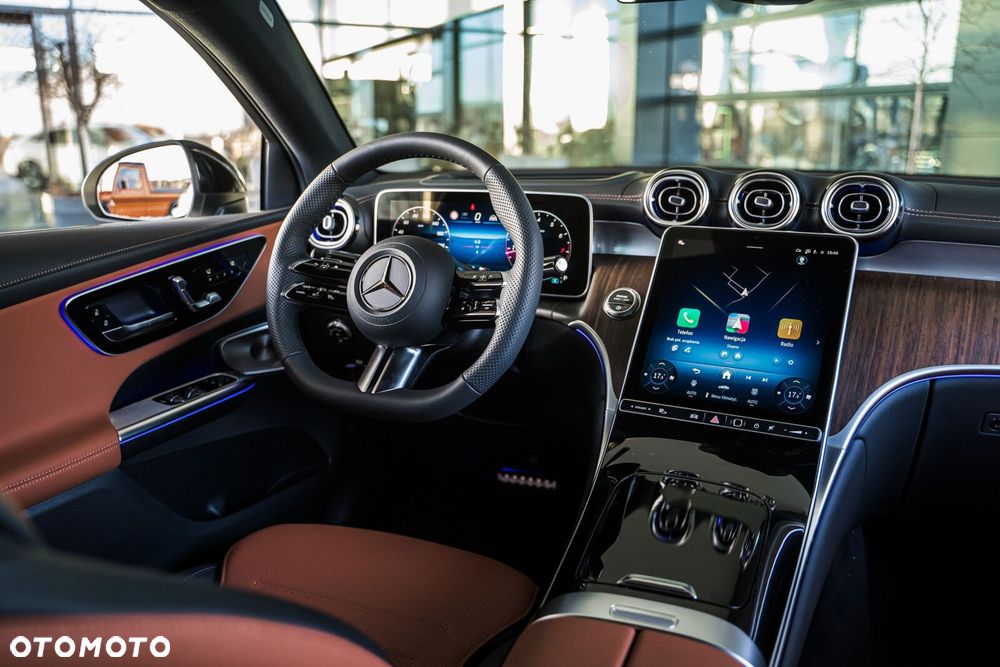 Mercedes-Benz GLC - 21