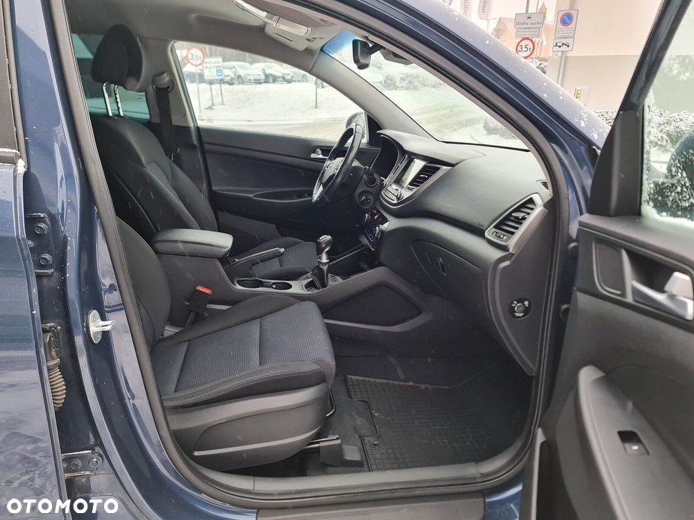 Hyundai Tucson 1.6 GDI BlueDrive Comfort 2WD - 20