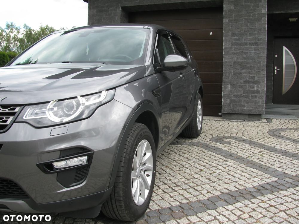 Land Rover Discovery Sport TD4 HSE - 32