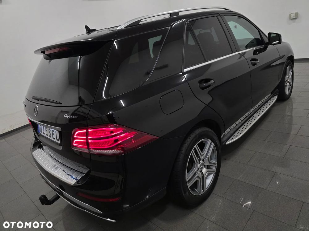 Mercedes-Benz GLE 250 d 4Matic 9G-TRONIC AMG Line - 6
