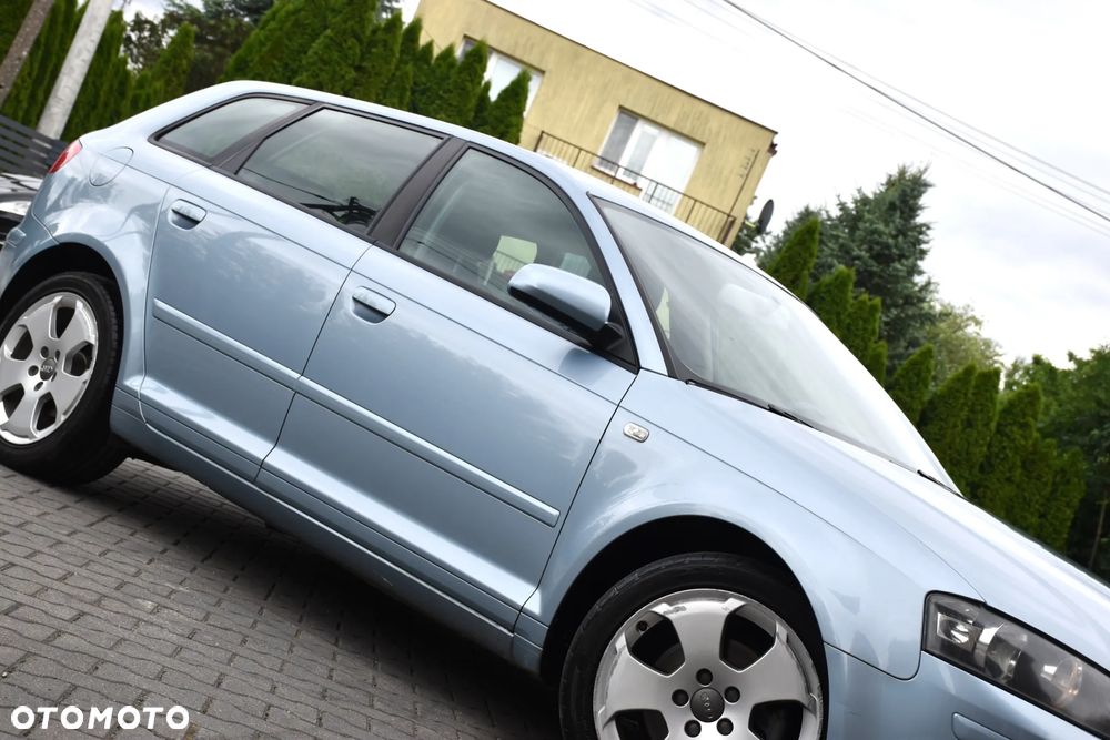 Audi A3 Sportback 2.0 TDI DPF Ambiente - 39