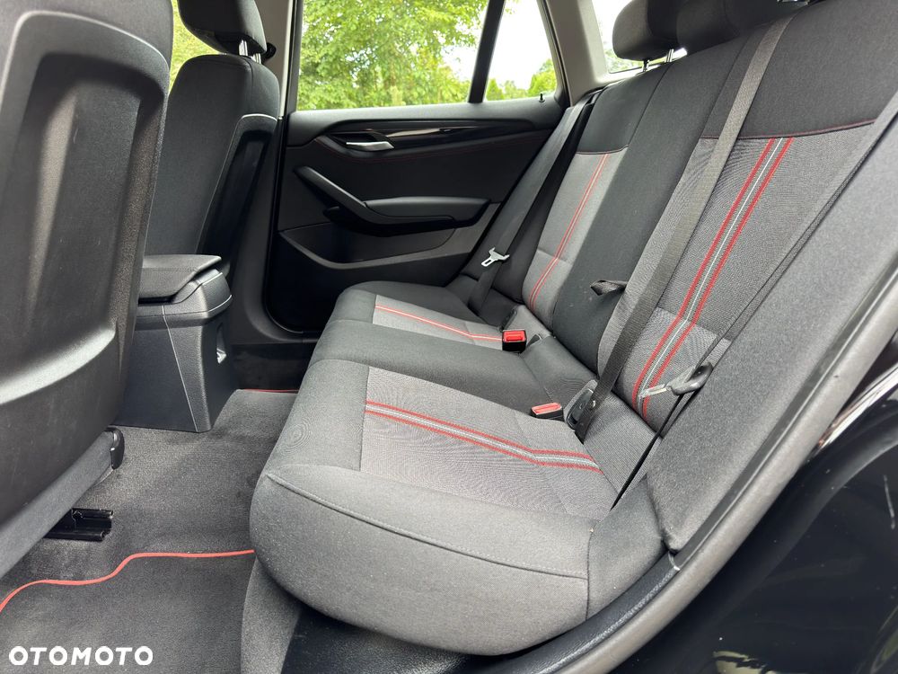 BMW X1 xDrive18d Sport Line - 12