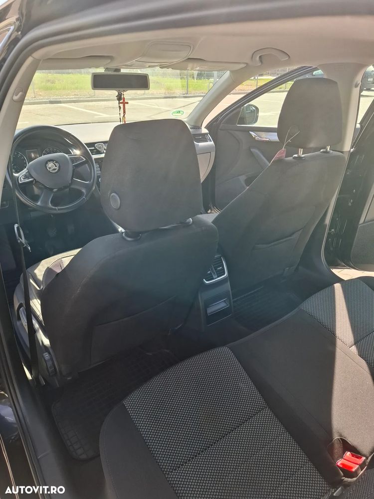 Skoda Octavia 1.6 TDI Edition - 9
