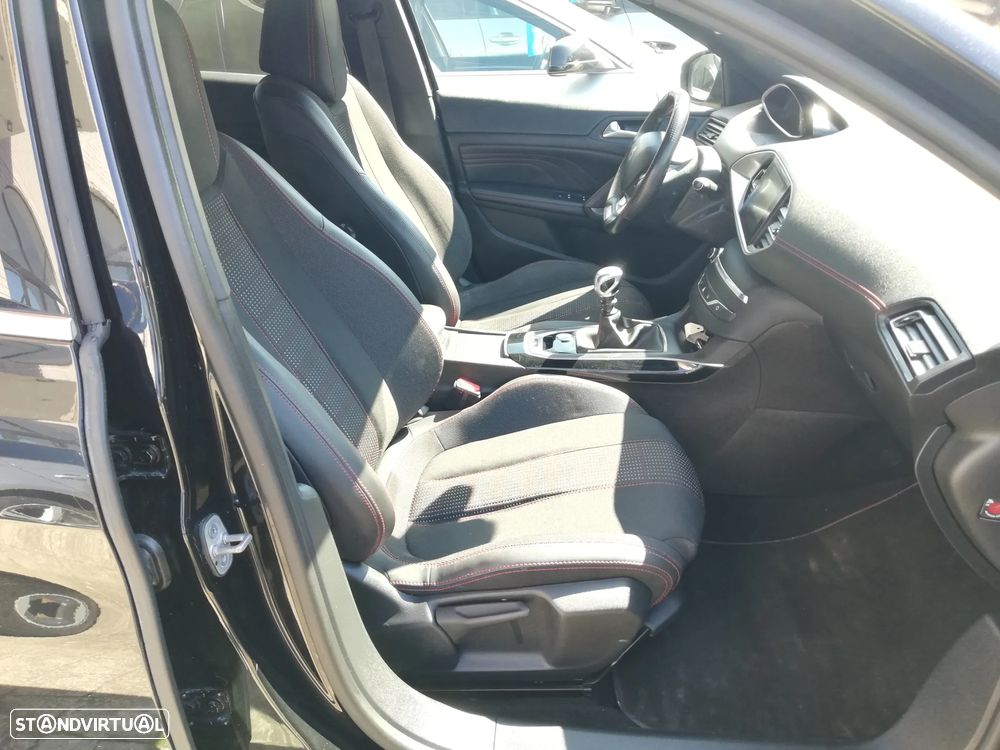 Peugeot 308 BlueHDi FAP 130 Stop & Start GT Pack - 8