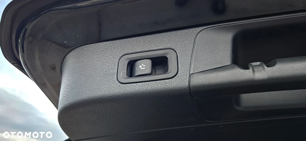 Mercedes-Benz GLB 200 d 8G-DCT Progressive Advanced - 20