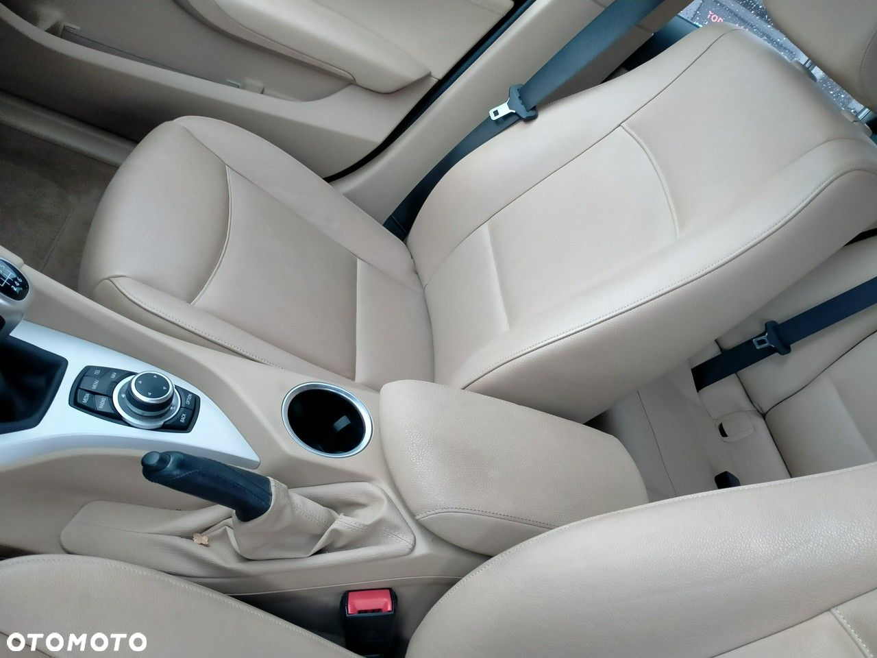BMW X1 sDrive20i - 27