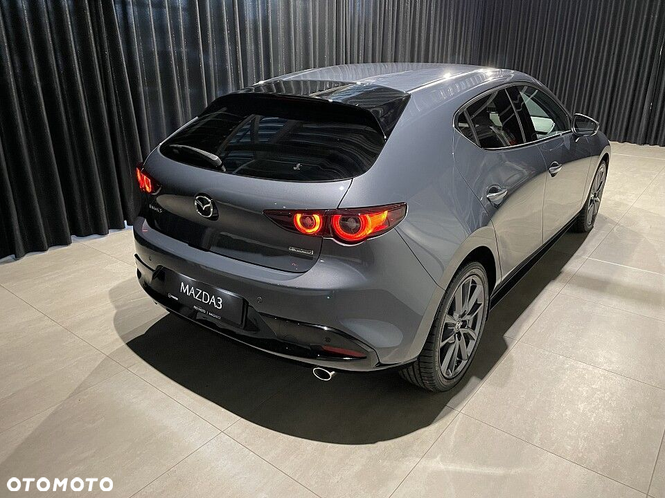 Mazda 3 - 4
