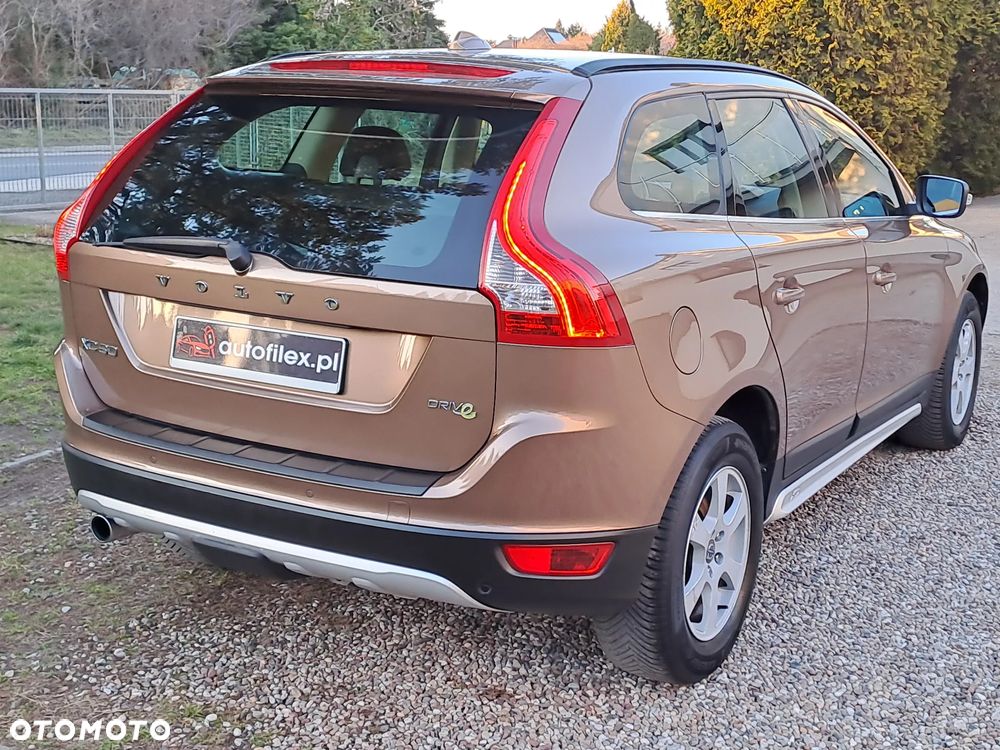Volvo XC 60 - 4
