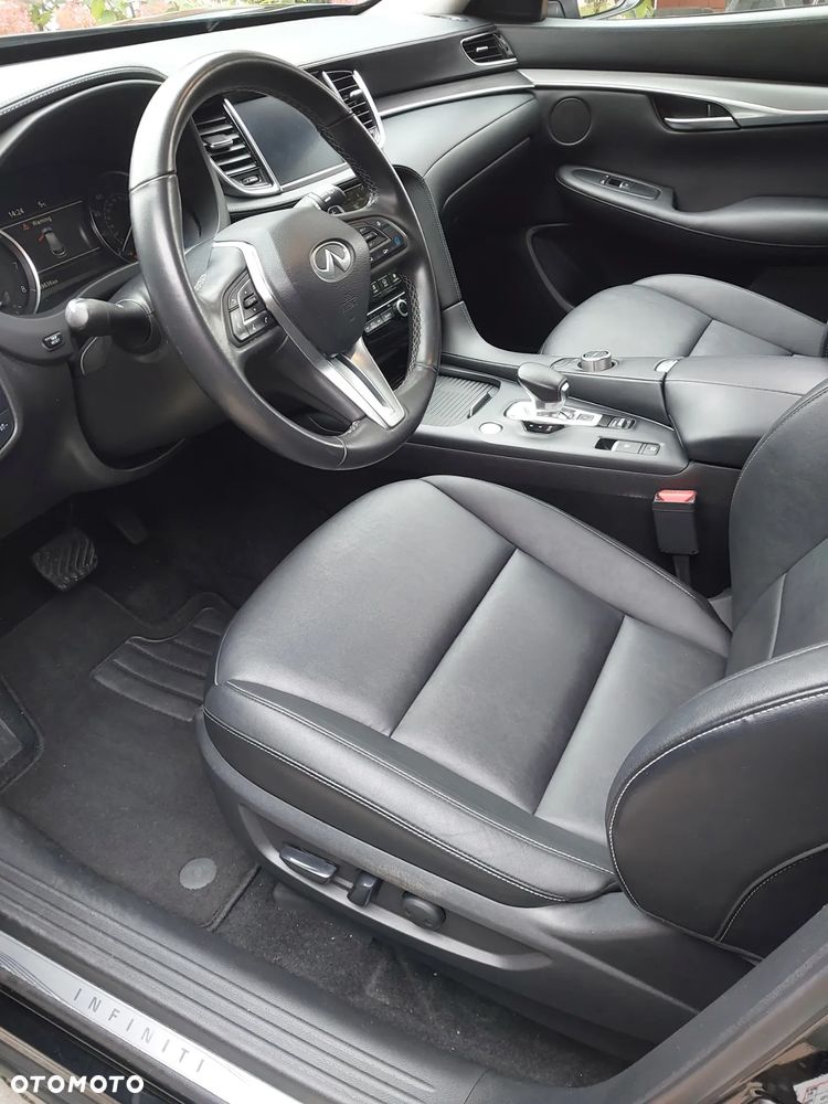 Infiniti QX50 - 16