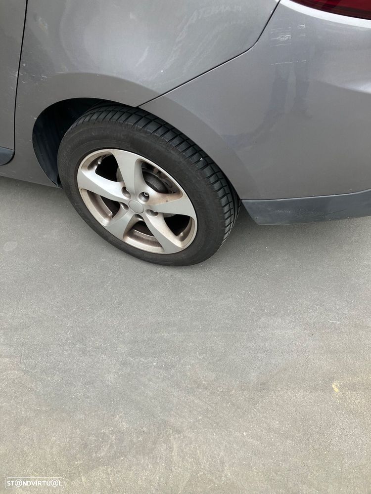 Renault Mégane Sport Tourer ENERGY dCi 110 Start & Stopp Bose Edition - 9