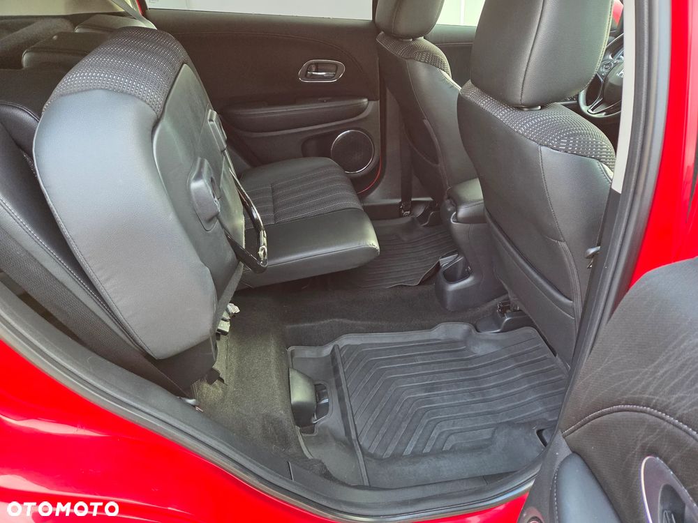 Honda HR-V 1.5 i-VTEC Executive - 18