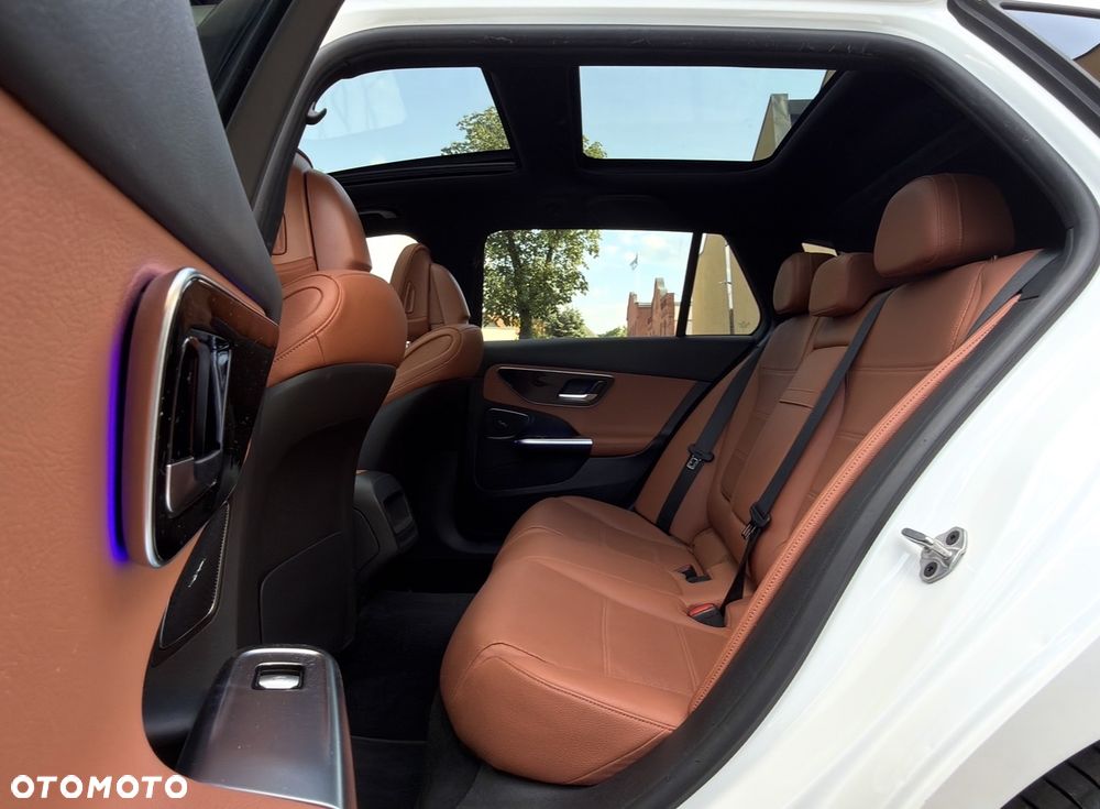 Mercedes-Benz Klasa C 220 d mHEV Avantgarde - 37