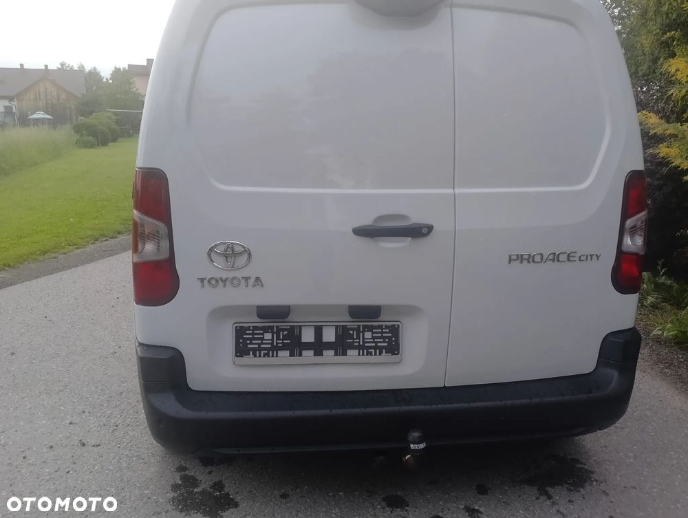 Toyota Proace city - 12