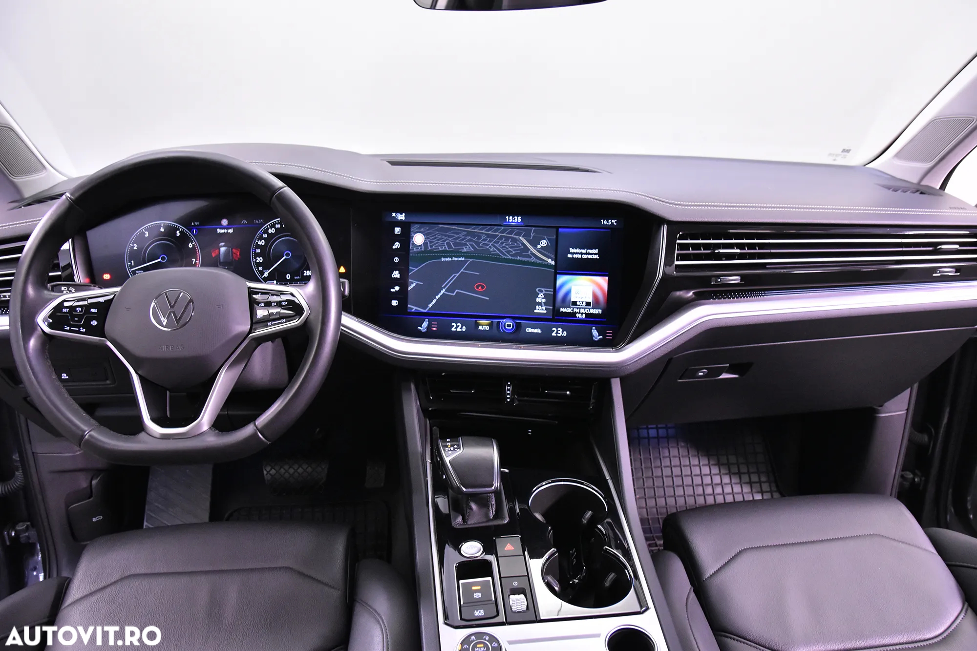 Volkswagen Touareg - 9