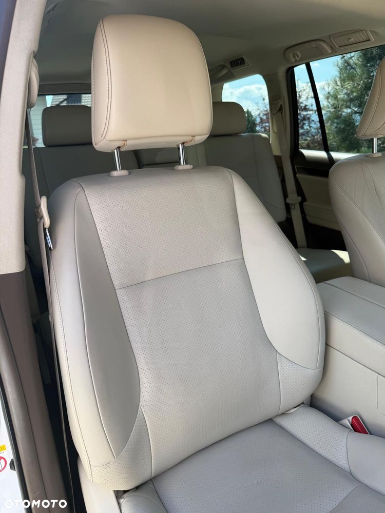 Lexus GX - 13