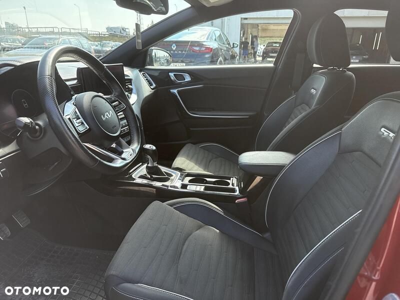 Kia ProCeed 1.5 T-GDI GT Line - 11