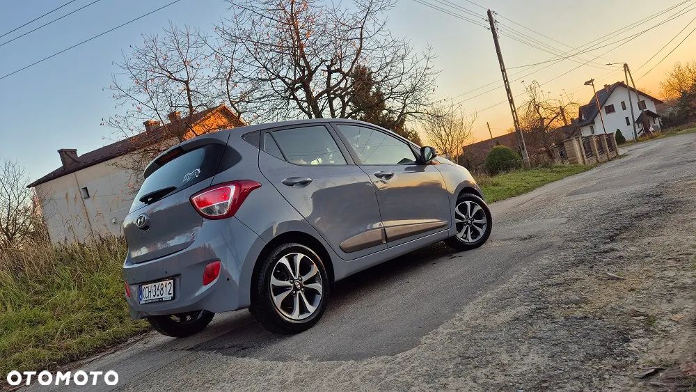 Hyundai i10 1.2 Fifa World Cup Edition - 4