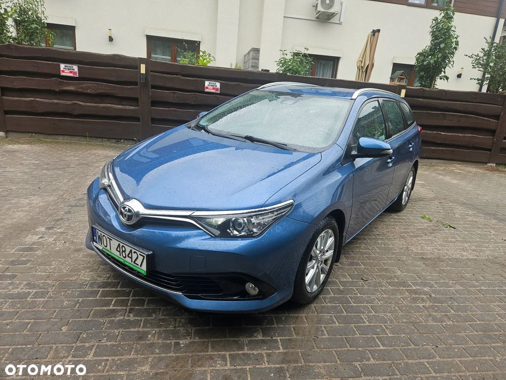 Toyota Auris 1.6 Premium MS - 15