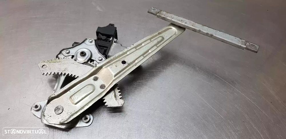 ELEVADOR DE VIDRO TRASEIRO DIREITO NISSAN JUKE 2013 -827201U600 - 3