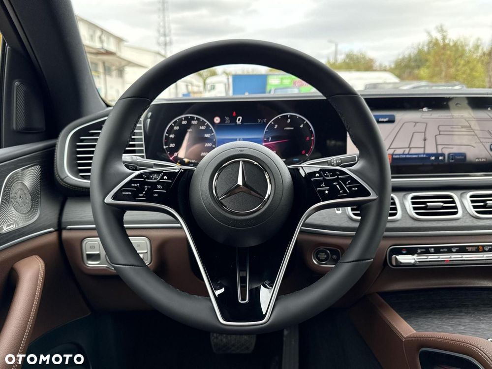 Mercedes-Benz GLE - 24