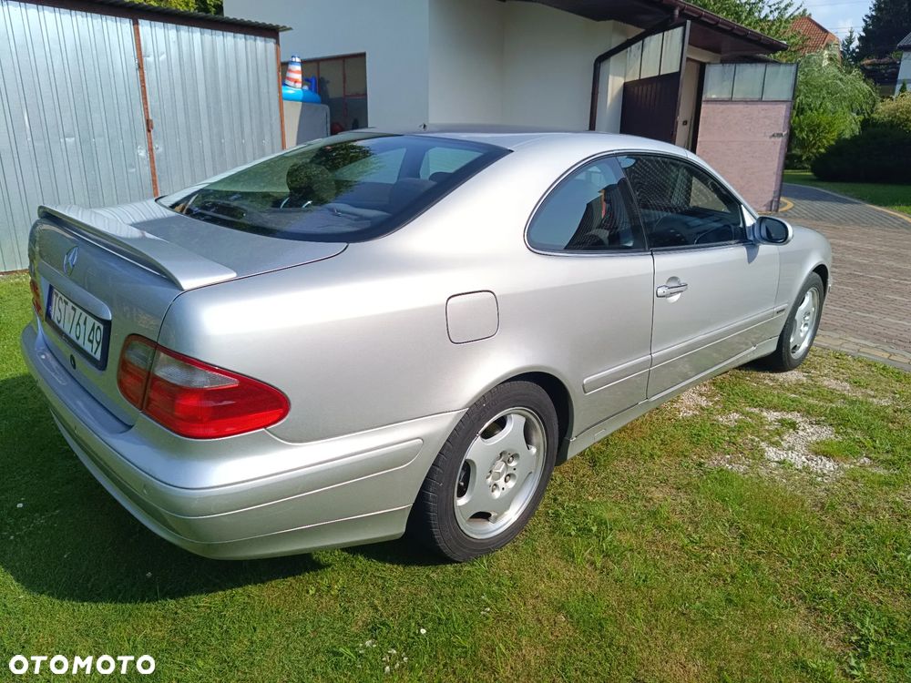 Mercedes-Benz CLK - 5