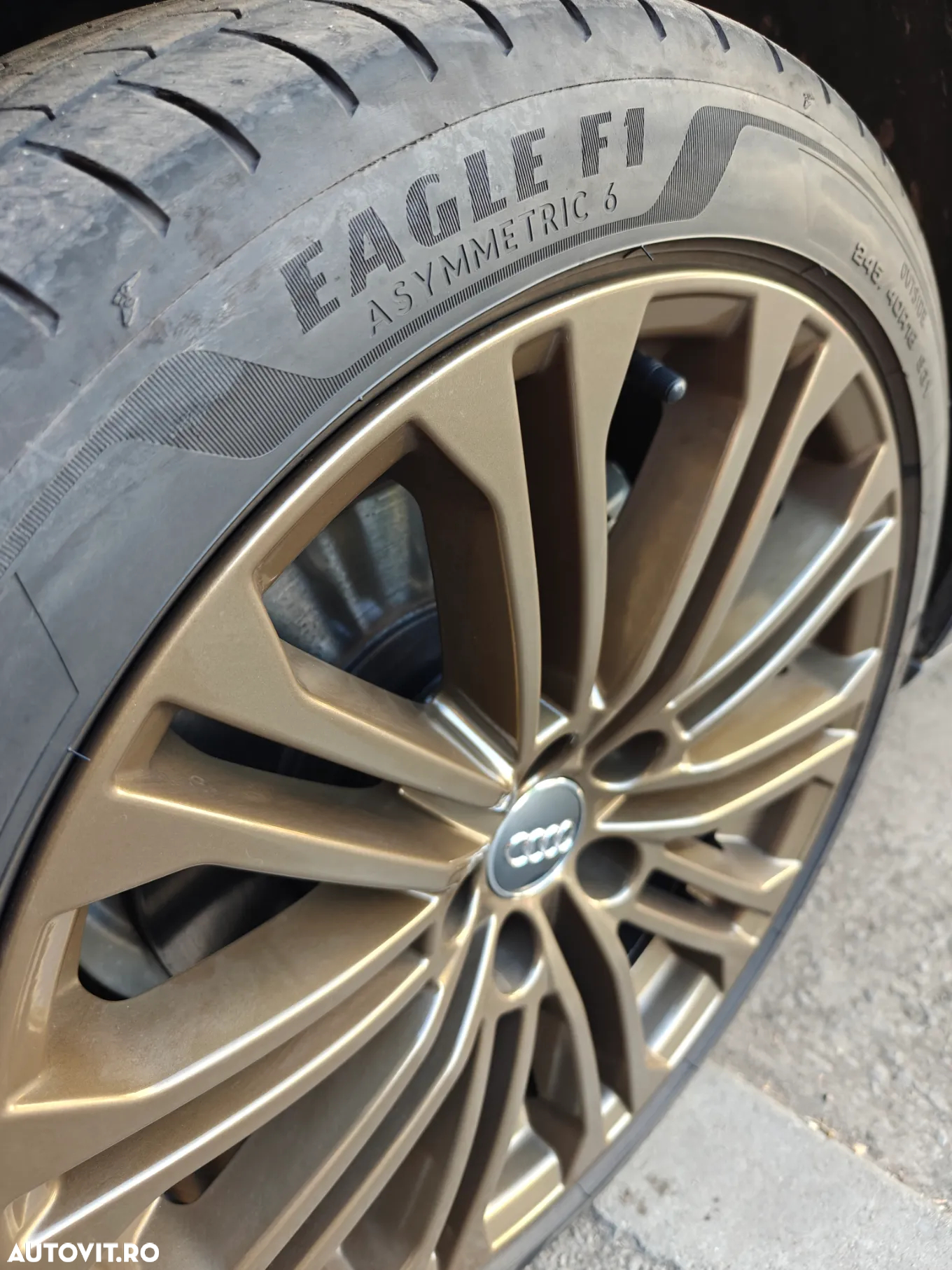 Audi A4 2.0 TFSI ultra S tronic Sport - 12