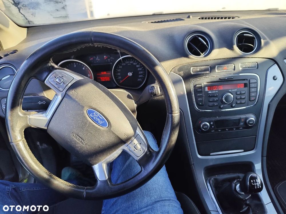 Ford Mondeo 1.8 TDCi Ambiente - 6