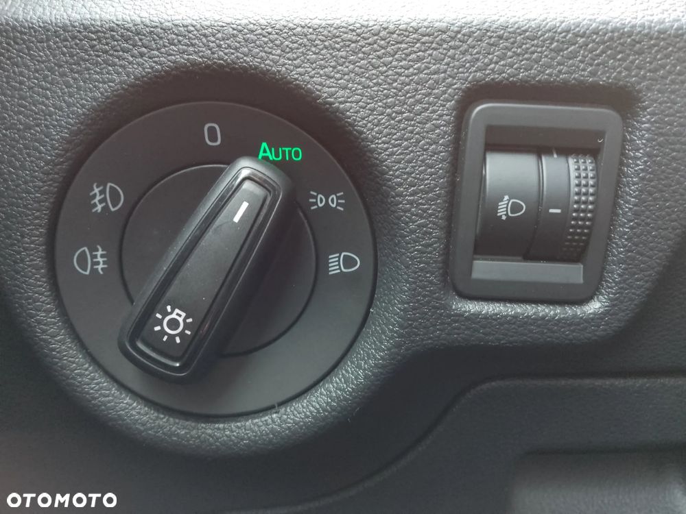 Skoda Scala 1.0 TSI Ambition - 25