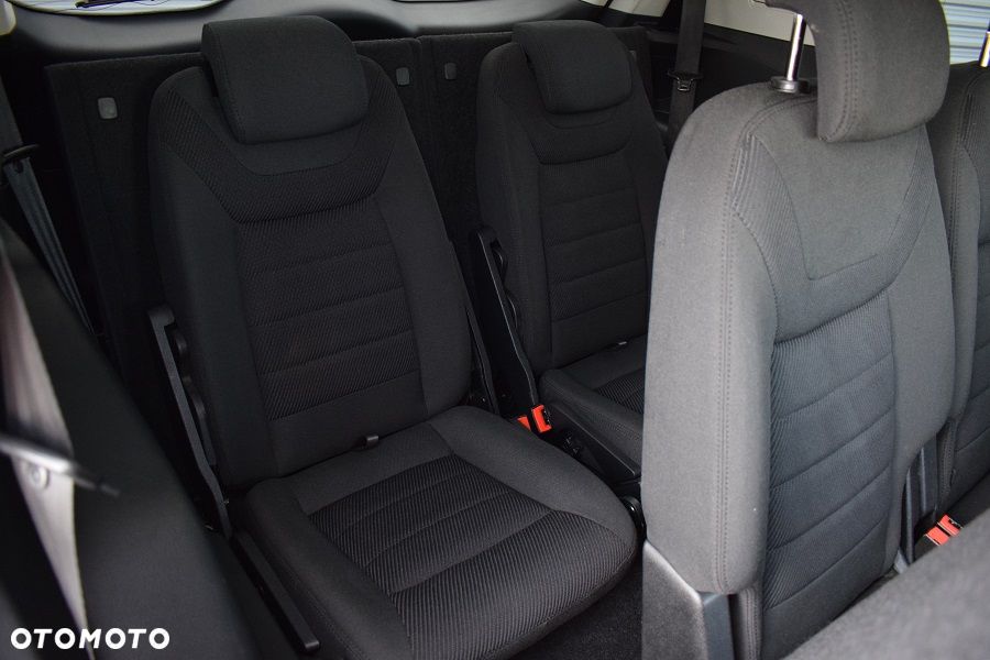 Ford S-Max 2.0 TDCi DPF Ambiente - 9