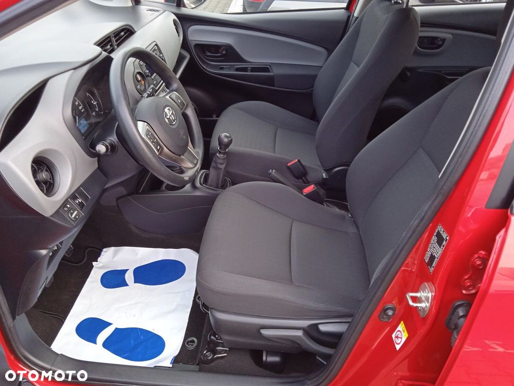 Toyota Yaris 1.5 Active - 12